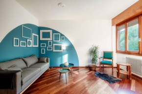 Blue Mood - by MyHomeInComo Cernobbio